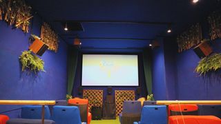 バリアフリーの映画館「CINEMA Chupki TABATA」再開 喜びと深刻な問題